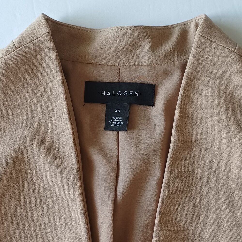 Halogen Beige Blazer XS Single Button Modern Career